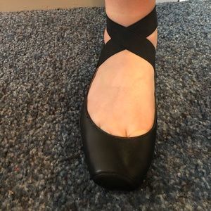 Black Ballet Flats